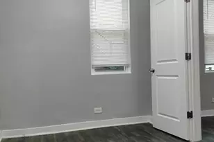 4802 S Winchester Ave, Chicago, IL 60609 - Photo 4