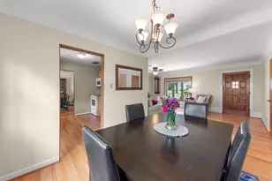 906 S Ashland Ave, La Grange, IL 60525 - Photo 10