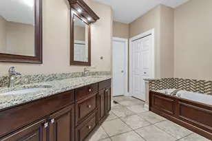 18106 Waterside Cir, Orland Park, IL 60467 - Photo 20