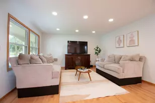 231 S 17th St, Saint Charles, IL 60174 - Photo 2