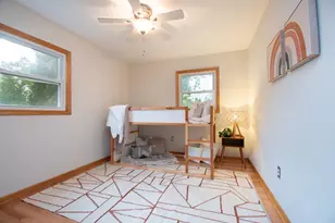 231 S 17th St, Saint Charles, IL 60174 - Photo 12