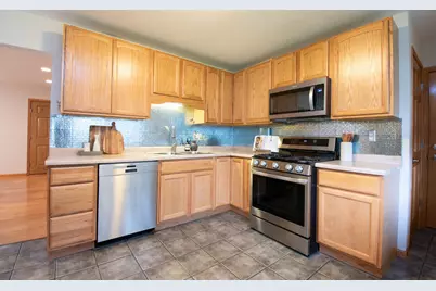 231 S 17th Street, Saint Charles, IL 60174 - Photo 6