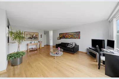 3900 N Lake Shore Drive #4B, Chicago, IL 60613 - Photo 2