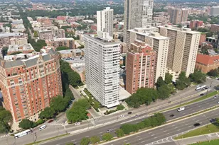 3900 N Lake Shore Dr, Chicago, IL 60613 - Photo 28