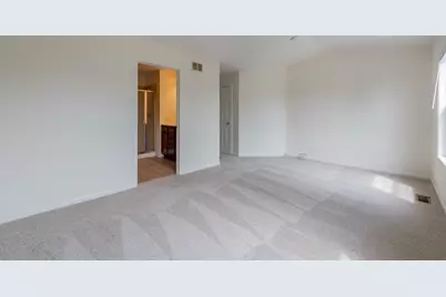 1226 Bradley Circle, Elgin, IL 60120 - Photo 18