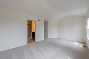 1226 Bradley Cir, Elgin, IL 60120 - Photo 18