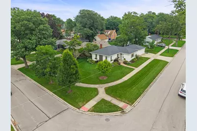 1205 E Evergreen Street, Wheaton, IL 60187 - Photo 32