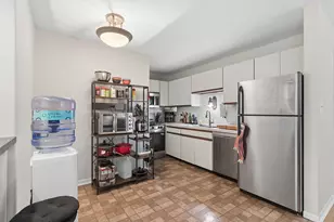 5330 Waterbury Dr, Crestwood, IL 60418 - Photo 12