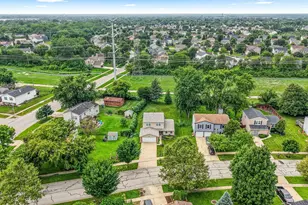 205 Yellow Pine Dr, Bolingbrook, IL 60440 - Photo 26