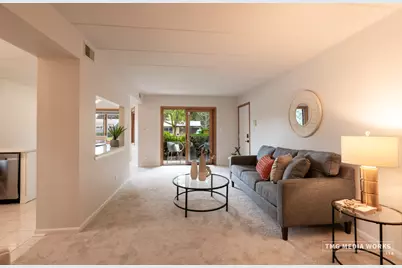 616 E 5th Avenue #101, Naperville, IL 60563 - Photo 6