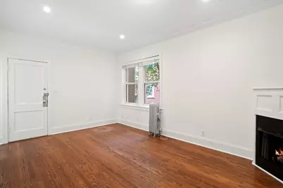 733 W Bittersweet Place #1E, Chicago, IL 60613 - Photo 4
