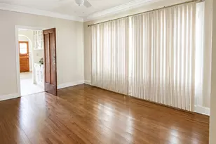 8017 S Rhodes Ave, Chicago, IL 60619 - Photo 2