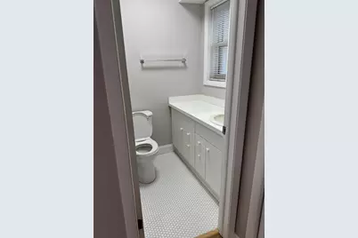 2121 Saint Johns Avenue #8, Highland Park, IL 60035 - Photo 10