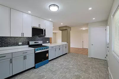 761 Marshall Drive, Des Plaines, IL 60016 - Photo 10