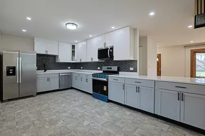 761 Marshall Drive, Des Plaines, IL 60016 - Photo 8