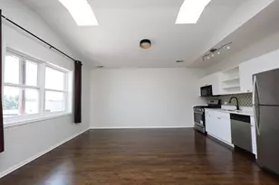 519 S Maplewood Ave, Chicago, IL 60612 - Photo 2