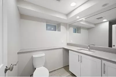 825 N Winchester Avenue #1R, Chicago, IL 60622 - Photo 10