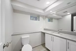 825 N Winchester Ave, Chicago, IL 60622 - Photo 10
