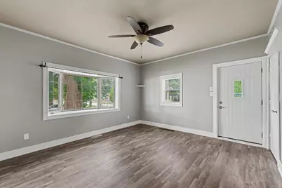 303 N Greely Street, Monticello, IL 61856 - Photo 6