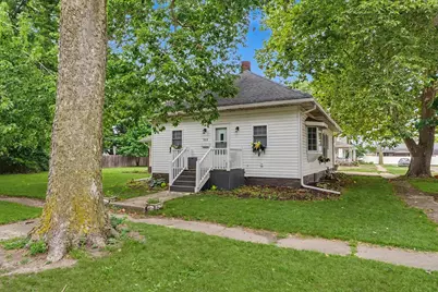 303 N Greely Street, Monticello, IL 61856 - Photo 1