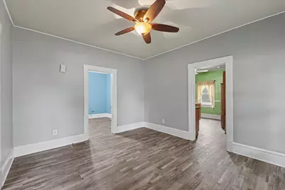 303 N Greely Street, Monticello, IL 61856 - Photo 10