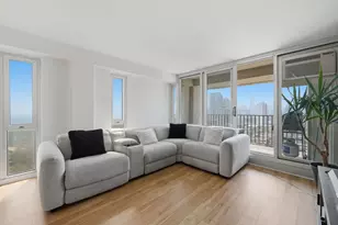 1960 N Lincoln Park, Chicago, IL 60614 - Photo 4