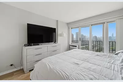 1960 N Lincoln Park #2209, Chicago, IL 60614 - Photo 14
