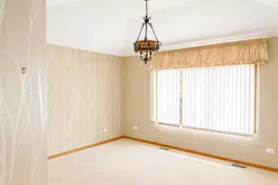 10427 Songbird Cir, Orland Park, IL 60467 - Photo 8