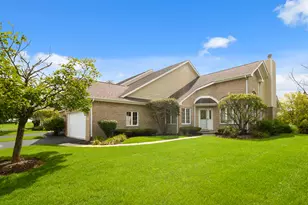 10427 Songbird Cir, Orland Park, IL 60467 - Photo 1