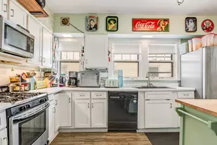 225 Pick Ave, Elmhurst, IL 60126 - Photo 8