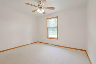 1305 13th Street, Winthrop Harbor, IL 60096 - Photo 16