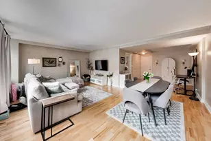 2300 N Commonwealth Ave, Chicago, IL 60614 - Photo 4