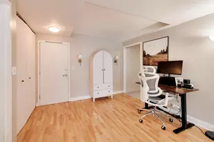 2300 N Commonwealth Ave, Chicago, IL 60614 - Photo 8