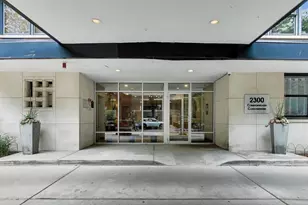2300 N Commonwealth Ave, Chicago, IL 60614 - Photo 2