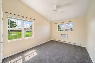 1498 W Sand Bar Court #3D, Round Lake Beach, IL 60073 - Photo 8