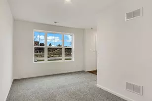 405 Lakeshore Ct, Saint Charles, IL 60174 - Photo 16