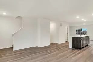 405 Lakeshore Ct, Saint Charles, IL 60174 - Photo 24