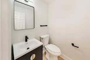 251 Perth Rd, Cary, IL 60013 - Photo 8