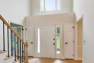 251 Perth Rd, Cary, IL 60013 - Photo 2