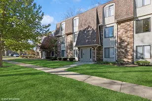 224 W Ct of Shorewood, Vernon Hills, IL 60061 - Photo 1
