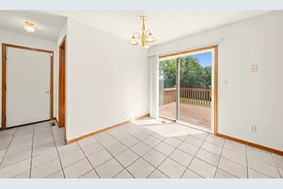 5480 Bastian Boulevard, South Beloit, IL 61080 - Photo 12