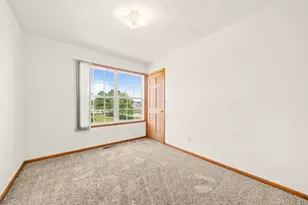 5480 Bastian Blvd, South Beloit, IL 61080 - Photo 18