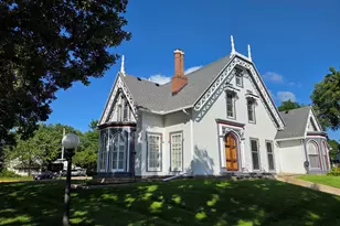 425 W Lincoln Ave, Belvidere, IL 61008 - Photo 1