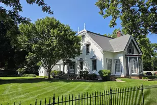 425 W Lincoln Ave, Belvidere, IL 61008 - Photo 2