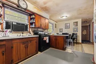 3420 Auburn St, Rockford, IL 61101 - Photo 4