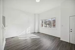 2702 S Spaulding Ave, Chicago, IL 60623 - Photo 2