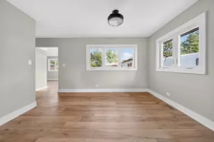 10409 S 82nd Ave, Palos Hills, IL 60465 - Photo 12