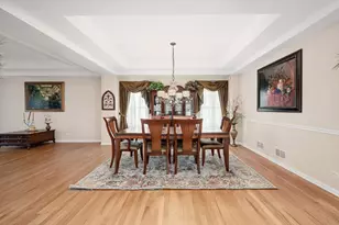 537 N Sycamore Ln, North Aurora, IL 60542 - Photo 8