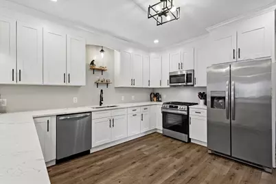 619 S Myrtle Avenue, Kankakee, IL 60901 - Photo 2