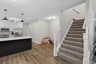619 S Myrtle Avenue, Kankakee, IL 60901 - Photo 6